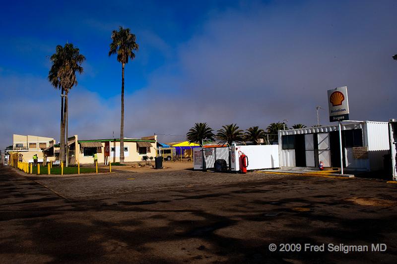 20090603_093543 D3 X1.jpg - We have stopped to refuel at Swakopmund